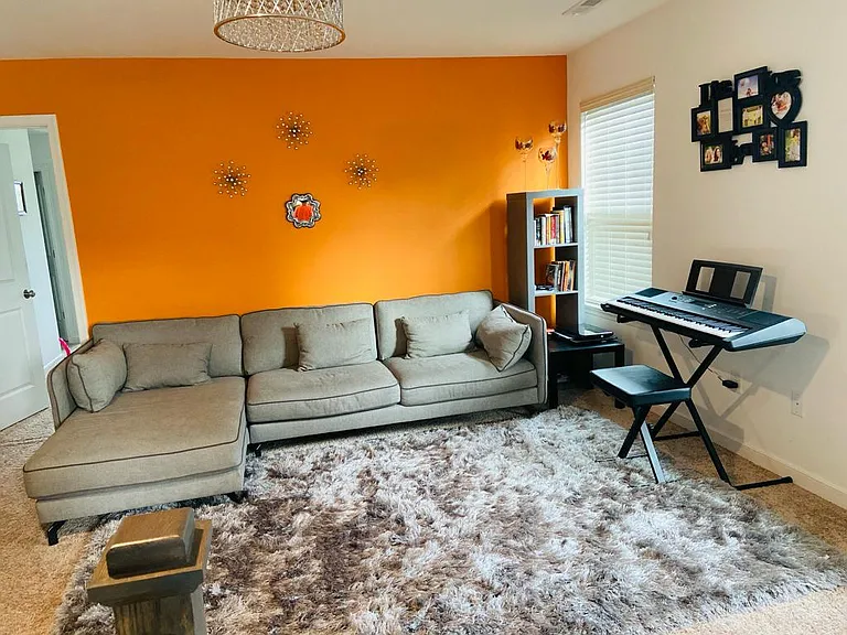 9460 Seayfield Ln — Photo 11