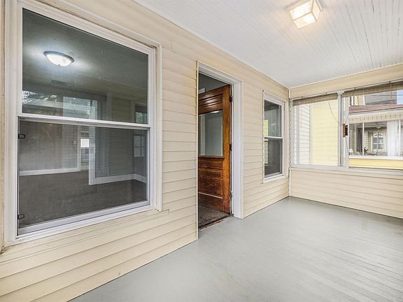 2nd image of 1804 Chapin St