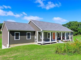 330 Paine District Rd, Woodstock, CT 06281