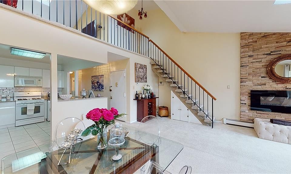 1st image of 1411 Royce St APT 3