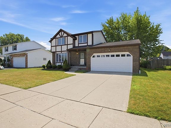 2nd image of 222 Hillpine Rd