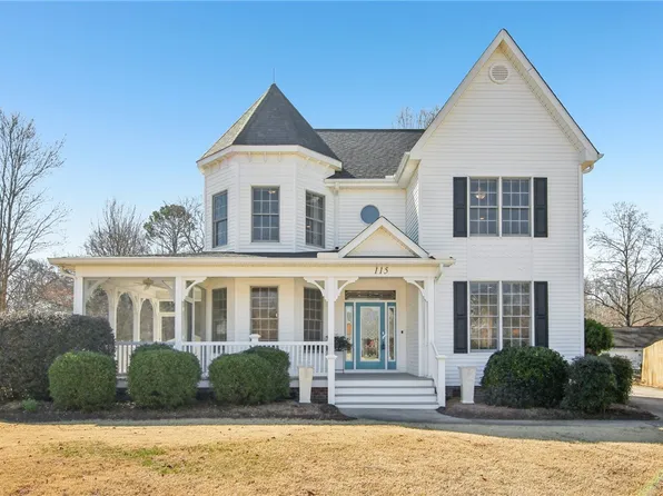 115 Wenlock Ct, Easley, SC 29642