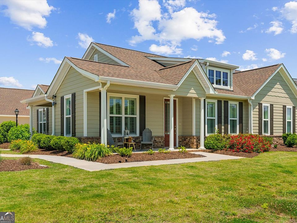 1st image of 383 Pacer Ln #3
