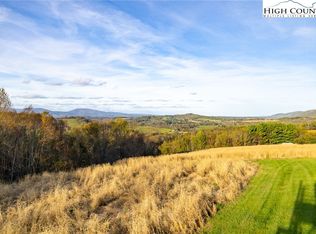 200 Bp Tree Farm Ln, Sparta, NC 28675