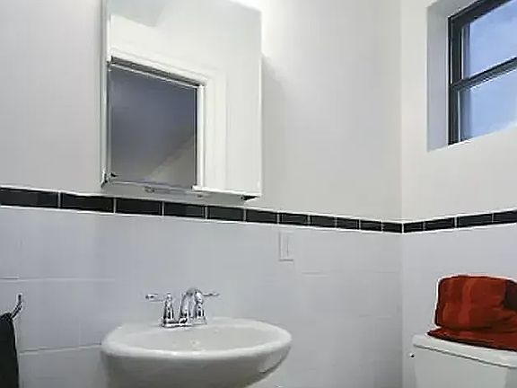 4th image of 170 E 2nd St APT 2D