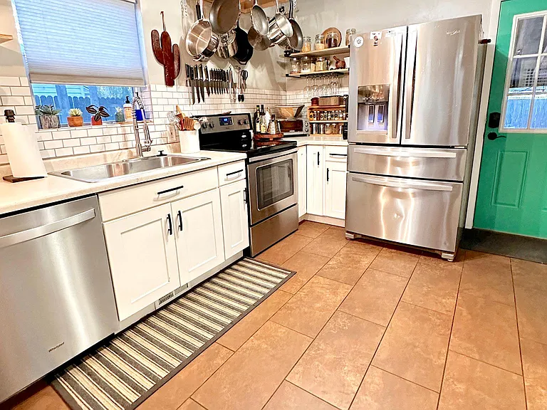 1022 S Pueblo St — Photo 10