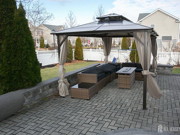 4th image of 88 Bordentown Crosswicks Rd