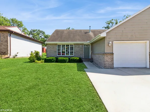 107 Woodview Ln, Marseilles, IL 61341