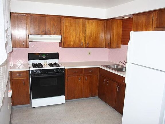 5th image of 933 & 935 Donald Ave