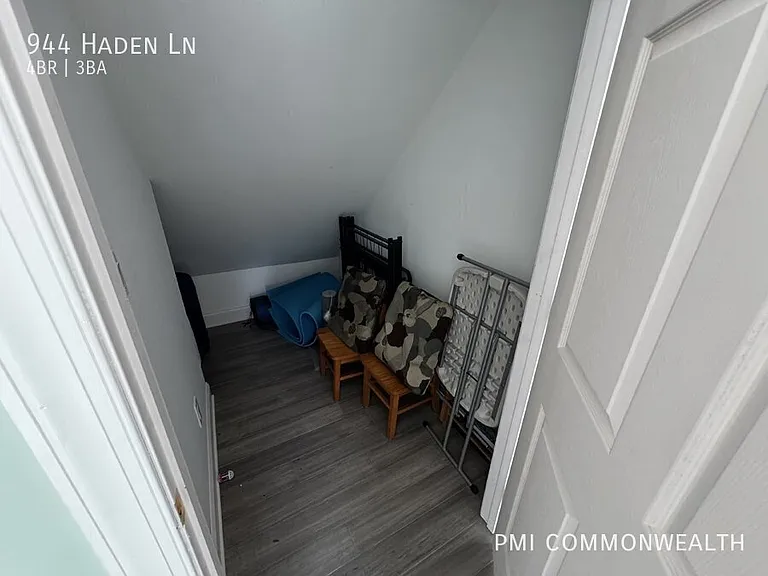 944 Haden Ln — Photo 28