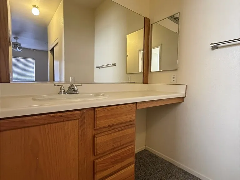 7821 Sungrove Ct — Photo 8