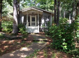556 Ridge Rd, Columbus, MS 39705