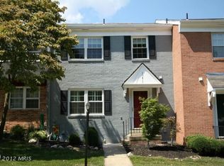 10410 Armstrong St, Fairfax, VA 22030
