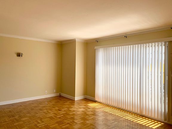 4th image of 56 Dalerose Ct