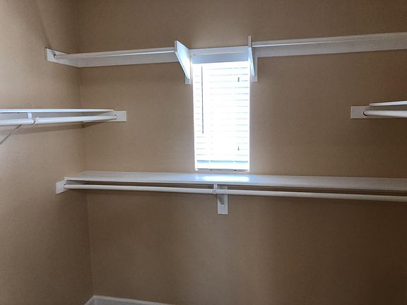 3rd image of 14970 Arrow Blvd #11