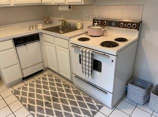 2437 Madison Rd, Cincinnati, OH 45208