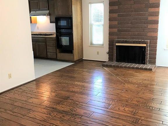 5th image of 2815 Trillium St