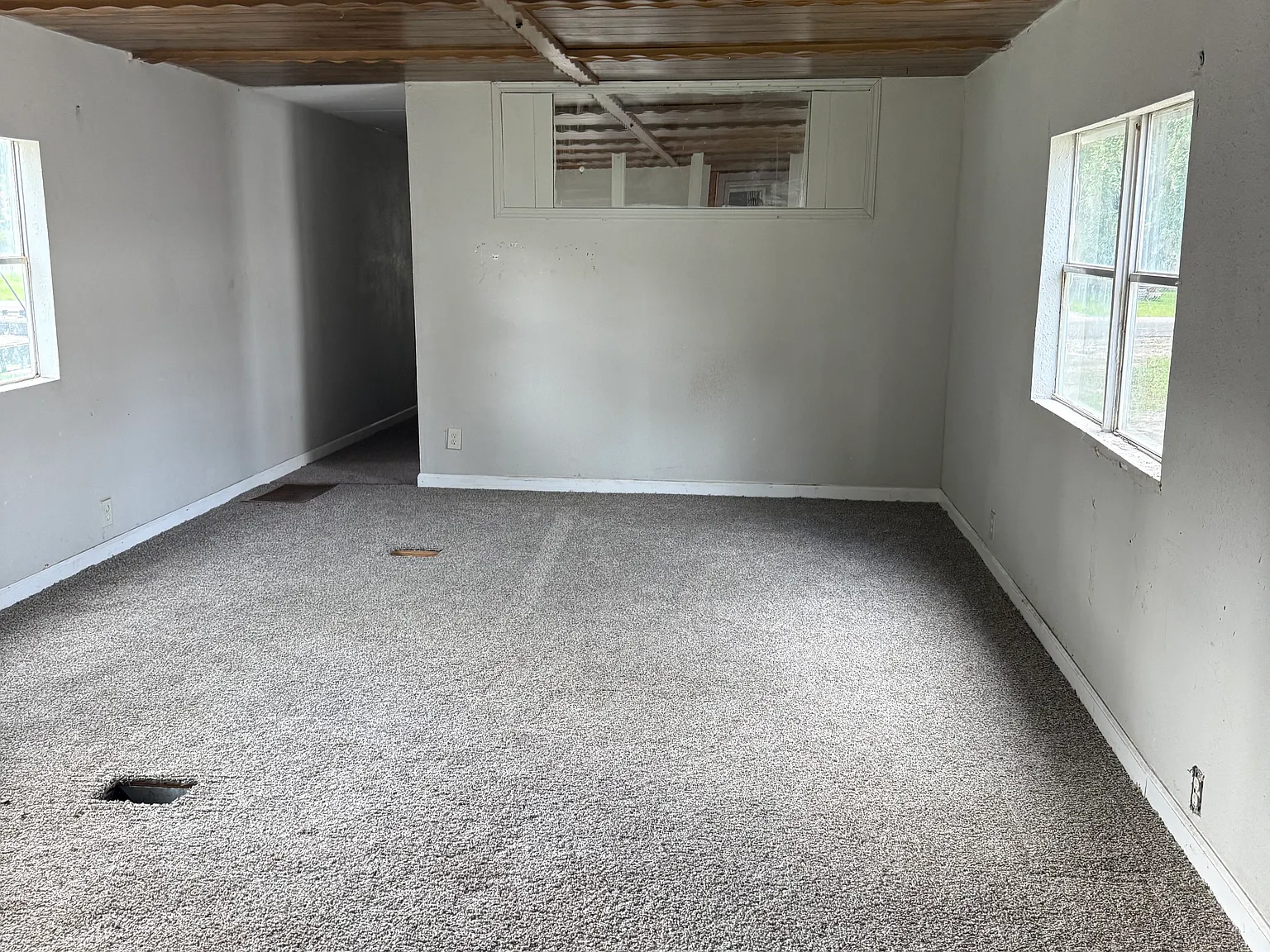 3 bed, 1050 sqft, $1,400 — Photo 2