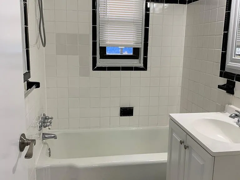 2141 I St NW #114 — Photo 6