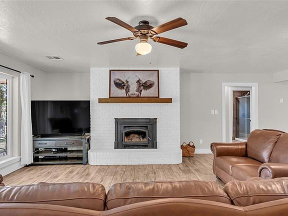 5th image of 39332 E County Road 1610