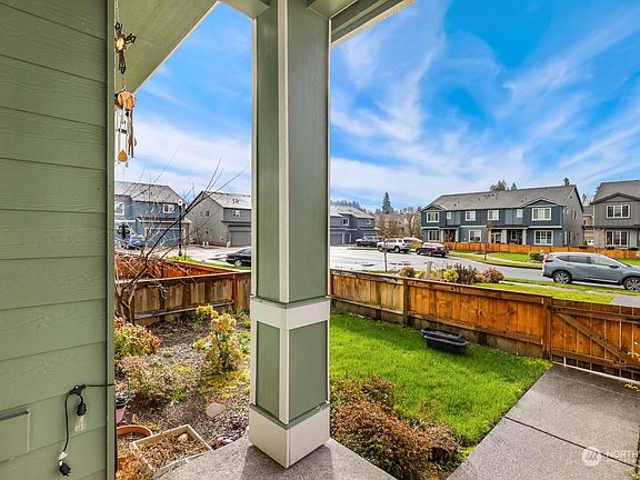 3rd image of 11510 NE 22nd Circle