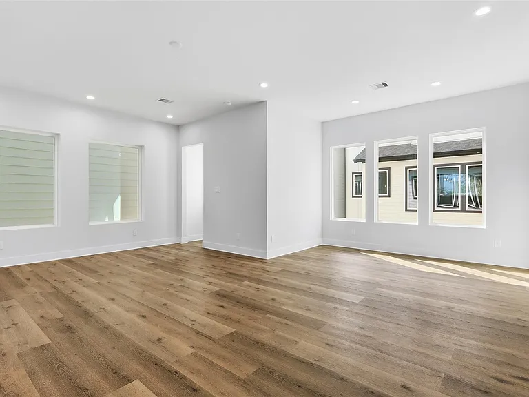9405 Hammerly Blvd #B — Photo 11