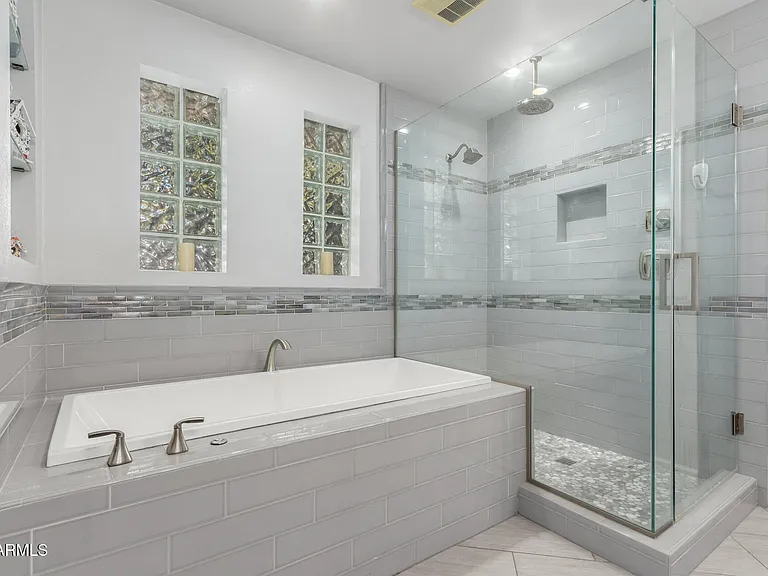 7901 E Luke Ln — Photo 7
