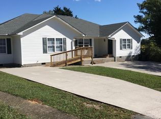 232 Jefferson Ave APT A, Oak Ridge, TN 37830