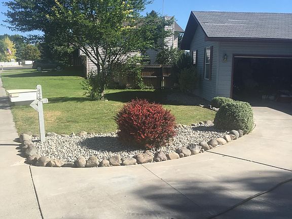 3rd image of 848 Trotter Dr