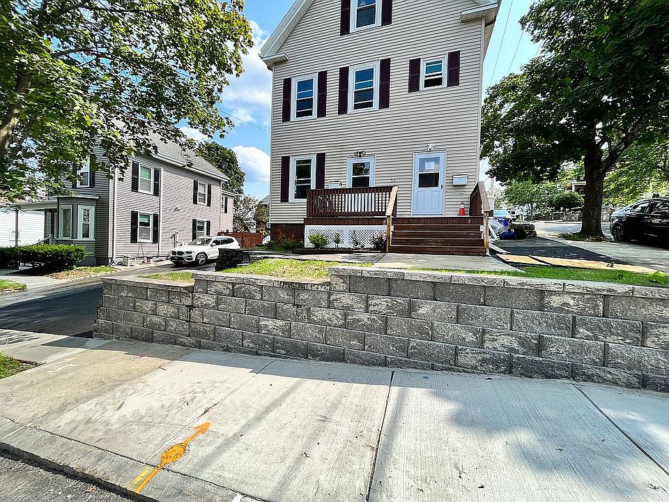 2nd image of 58 Lyle St