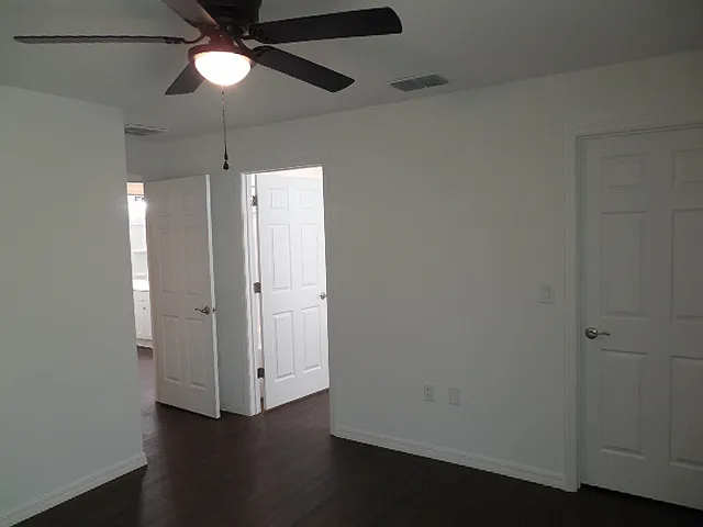 10311 Usher St — Photo 12