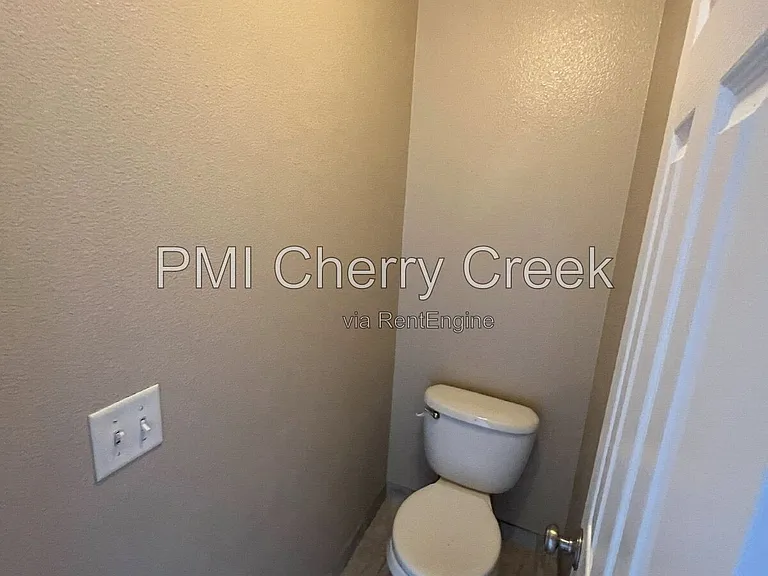 19453 E Hollow Creek Dr — Photo 28