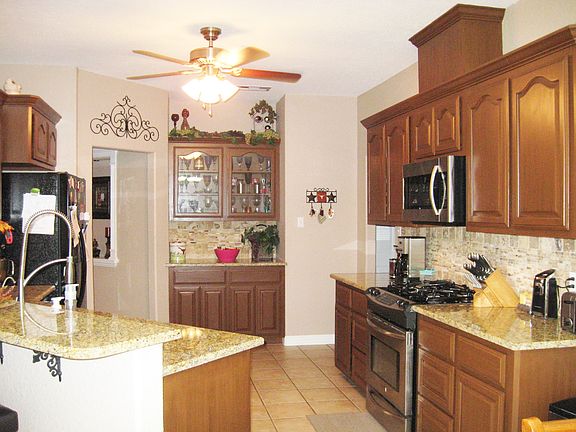 4th image of 137 Spanish Trace Cir