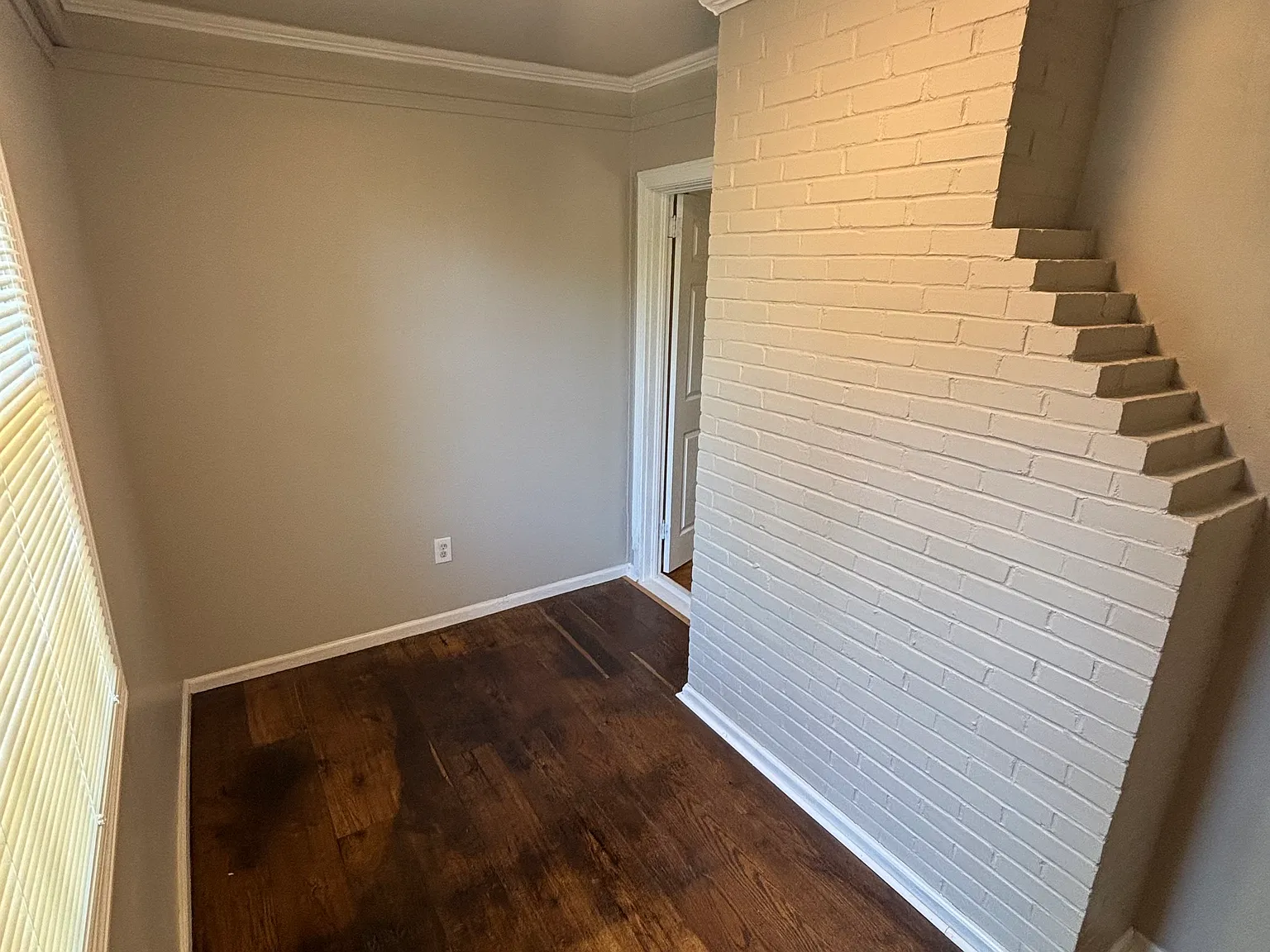 3 bed, 1300 sqft, $1,600 — Photo 4