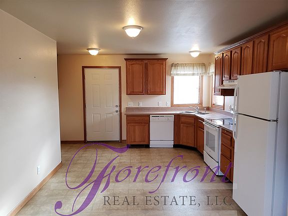 4th image of 738 S 4th St #1
