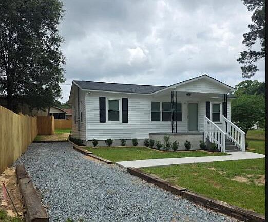 4th image of 112 Hillview Street