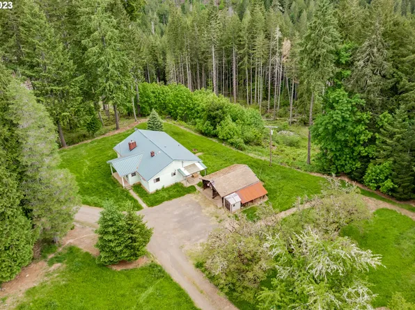3693 Upper Smith River Rd, Drain, OR 97435