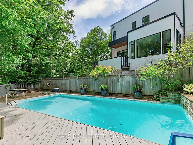 2 Leander Ct #LOWER — Photo 21