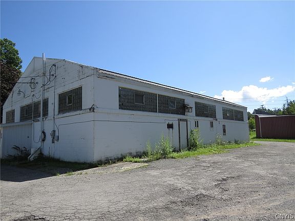 5th image of 27 N Main St