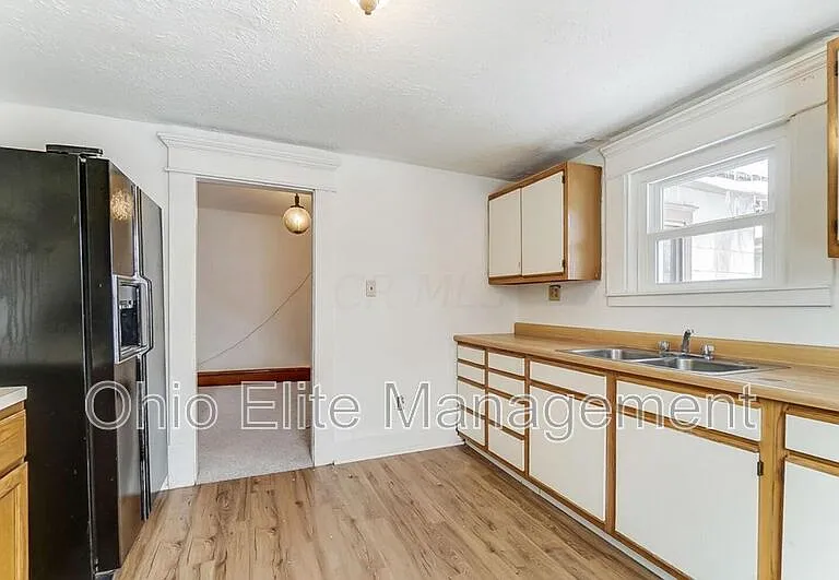 888 Studer Ave — Photo 13