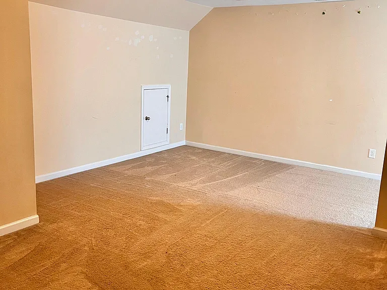 302 Village Dr #302 — Photo 14