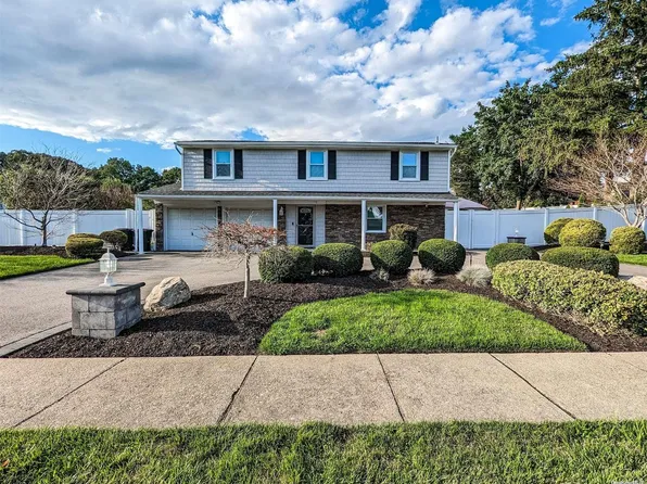 19 Beauregard Drive, Lake Grove, NY 11755