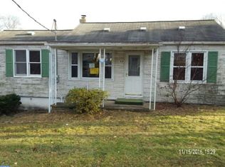 53 W Meadow St, Tremont, PA