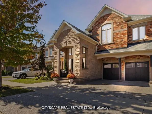 4269 Vivaldi Rd, Burlington, ON L7M 0N4