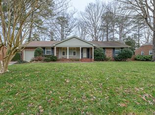 209 Homestead Dr, Colonial Heights, VA 23834