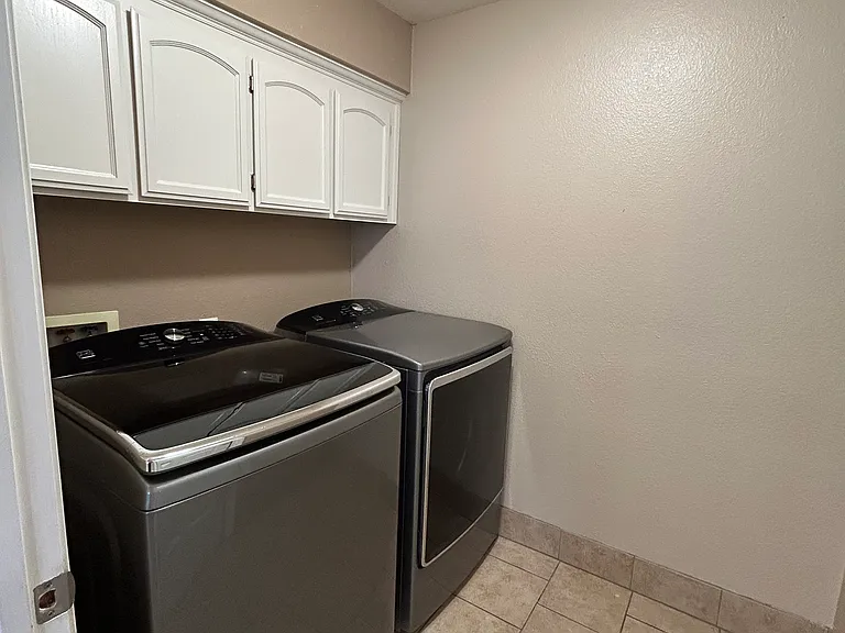 4416 Folsom Dr — Photo 12