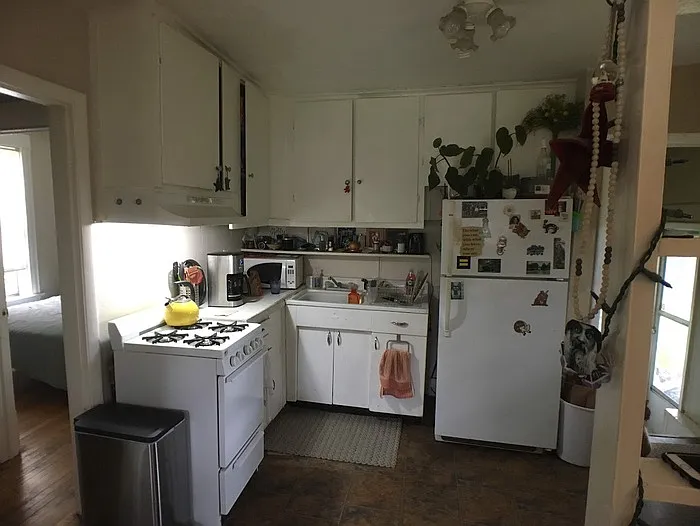 2 bed, 1.0 bath, 858 sqft, $1,629 — Photo 3