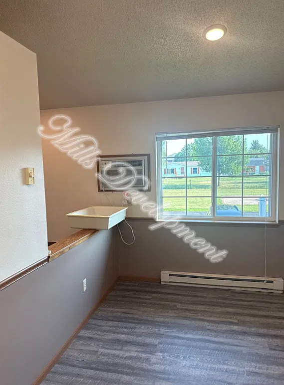 2 bed, 896 sqft, $1,020 — Photo 4