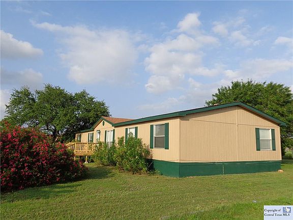 3rd image of 135 Clear Springs Dr