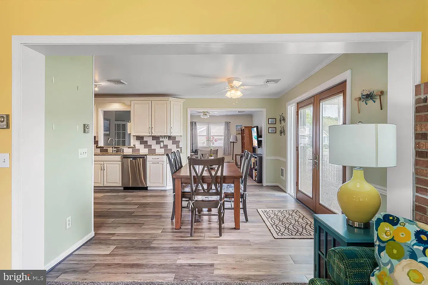 38511 Velta Dr — Photo 3